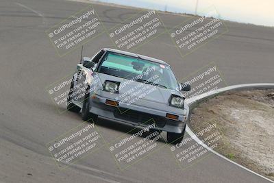 media/Dec-19-2025-Lucky Dog Racing (Fri) [[3b7b1b5fc8]]/Beginner/Session 4 Turn 2 3 Speed Pan/